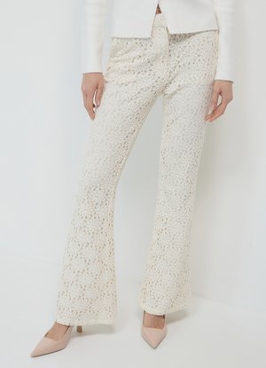 Calliope A ZAMPA MACRAMÈ - Stoffhose - crema