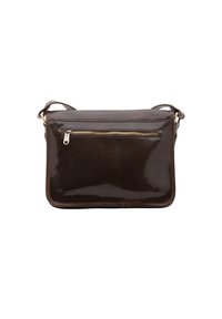 Borsa a tracolla in pelle verniciata marrone con tasca anteriore con zip, forma rettangolare e tracolla regolabile. Texture liscia.