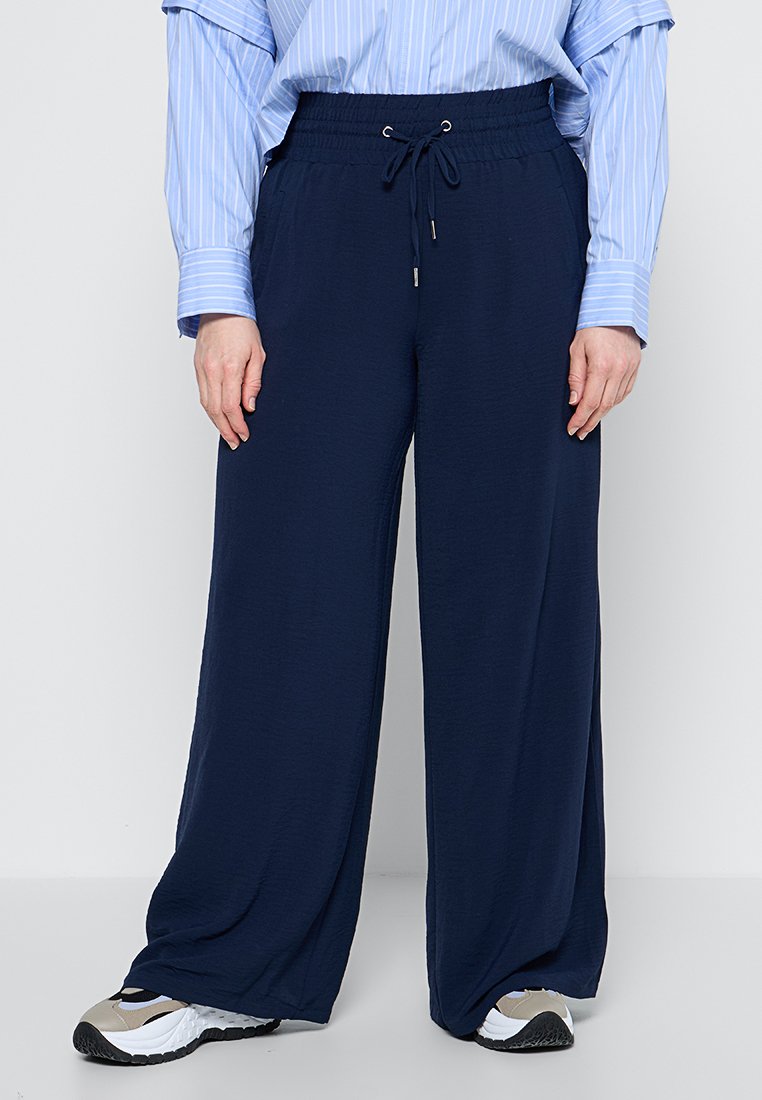 ONLY Carmakoma Pantalon classique bleu marine