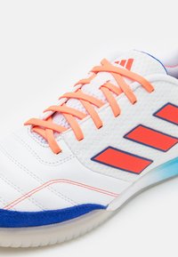 adidas Performance TOP SALA COMPETITION - Halové kopačky - footwear white/lucid blue/solar red