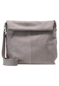 Šedá kabelka přes rameno z umělé kůže s zipovým uzávěrem, přeloženým klopou a odnímatelným popruhem; hladká textura a minimalistický design.