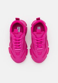 Steve Madden Baskets basses - pink