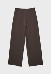 Pantalon marron à jambes larges avec de fines rayures verticales, passants de ceinture et fermeture éclair à l'avant, posé à plat sur un fond clair.