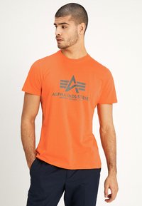 Alpha Industries T-shirts print - alpha orange