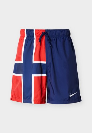 Tmavomodré plavecké šortky s červeným, bielym a modrým dizajnom nórskej vlajky na ľavej strane a bielym logom Nike na pravom okraji.