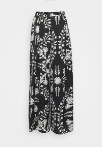 Czarne spodnie o szerokich nogawkach z białymi wzorami kwiatów i liści, z wysokim stanem i plisowanym designem, o gładkiej fakturze.