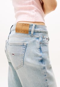 Tommy Jeans MADDIE BOOT - Jeans Bootcut - denim ultra light
