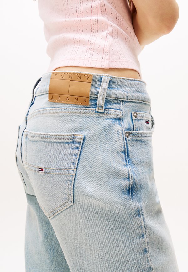 MADDIE BOOT - Bootcut jeans - denim ultra light2