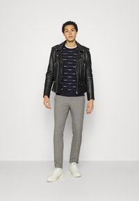 Only & Sons ONSBRUCE LIFE STRIPE - Camisola - dark navy