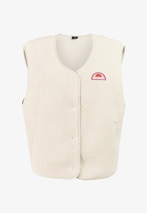 Roomkleurig mouwloos fleecevest met drukknopen en een klein roze-oranje zonlogo op de borst.