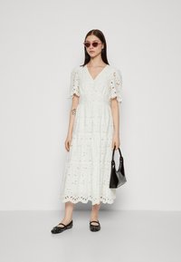 YAS YASKANIKKA MIDI DRESS - Shirt dress - star white
