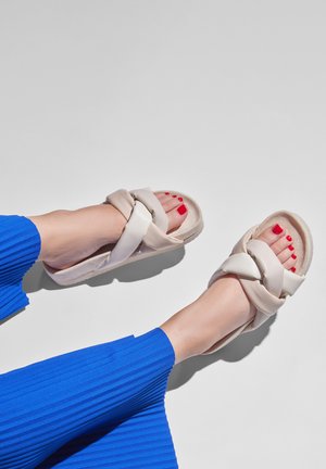 flip*flop CLASSY TANGLE - Mules - vanilla multi