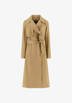 Trench-coat beige avec ceinture, longueur mi-mollet, fabriqué en tissu lisse. Doté d'un col cranté et de manches longues, avec des lignes épurées et peu de détails.