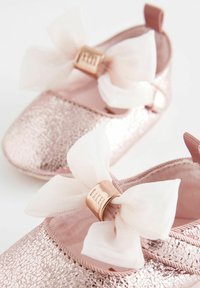 Baker by Ted Baker GLITTER MARY JANE PADDERS - Bokapántos balerina cipők - pink