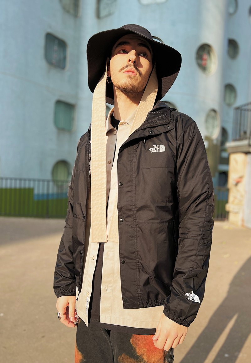 The North Face - SEASONAL MOUNTAIN JACKET - Regenjas - black, Vergroten