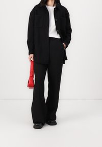 VILA Kort kappa / rock - black