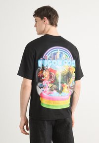 HUGO - DUWOOD - T-shirt z nadrukiem Miniatura obrazu 1