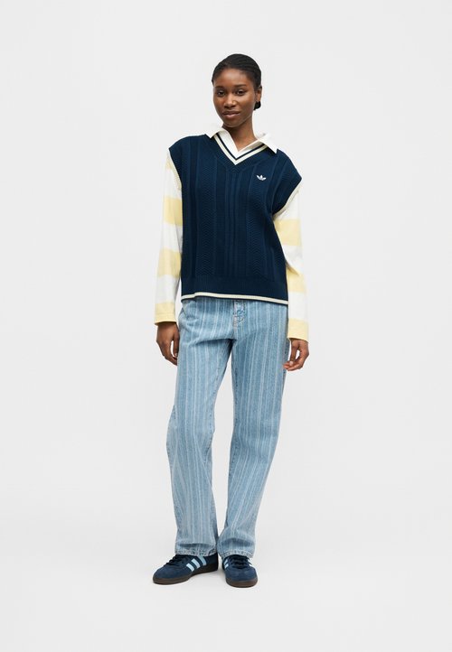 adidas Cable Knit Vest Asia SIzing 'Night Indigo' (Women's) — foto 5