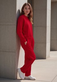 Vivisence HOMEWEAR SET - Melegítő - red