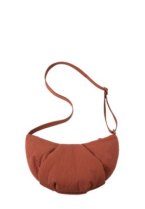 OYSHO, TEXTURED MINIMAL - Sac bandoulière - dark red