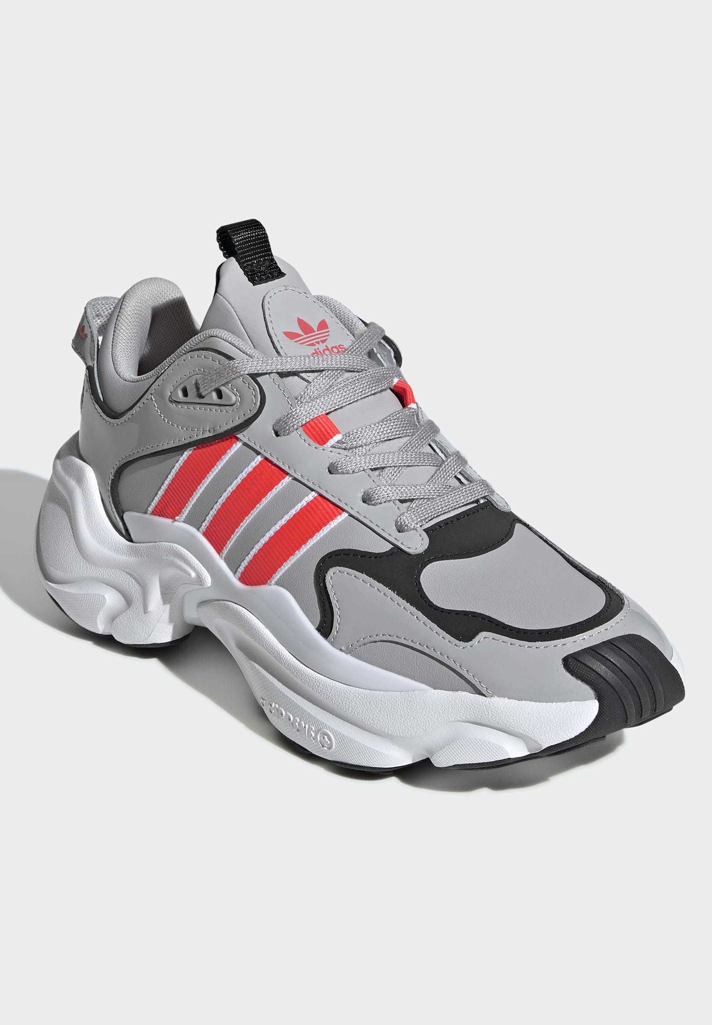 adidas Magmur Runner W - 58$ | EE5139 | Shooos.com