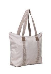 Beżowa torba tote wykonana z gładkiego materiału, z dwoma uchwytami z wypukłymi paskami z logo oraz z zamknięciem na zamek. Prostokątny kształt, minimalistyczny design.
