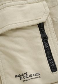 Indian Blue jeans FANCY mleczny