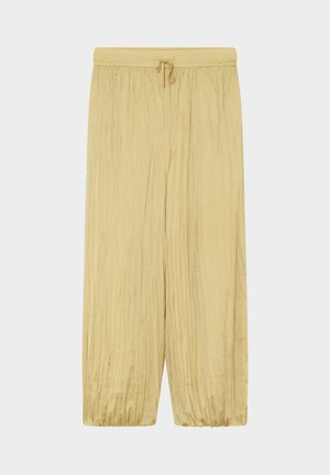 DAY Birger et Mikkelsen BARBO CRINKLED SURFACE - Bukse - straw