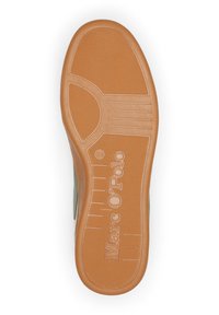 Suela de zapato con un exterior de goma marrón, superficie texturizada, logo grabado "Marc O'Polo" y indicación de tamaño "42."
