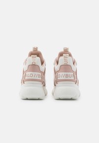 Buffalo CHAI - Sapatilhas - rose/white