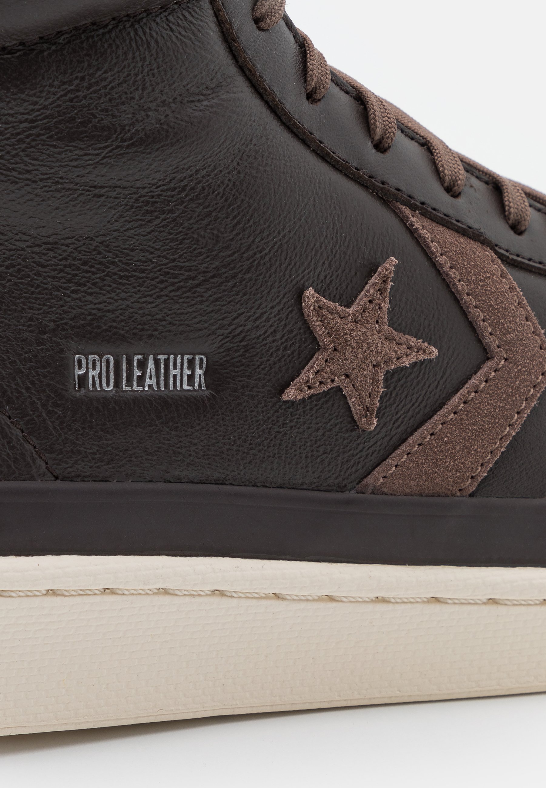 brown converse zalando