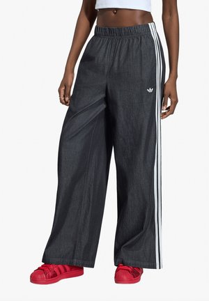 adidas Originals, TROUSER - Pantaloni - black