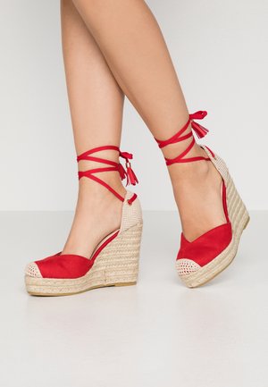 Zapatos altos - red
