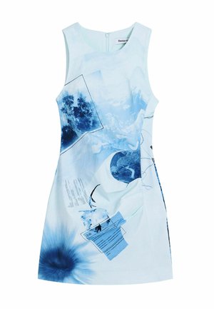 Hihaton mini mekko vaaleansinisestä kankaasta, jossa on graafinen kuvio tummansinisillä yksityiskohdilla, kuvia ja tekstielementtejä. Takana vetoketjukiinnitys.