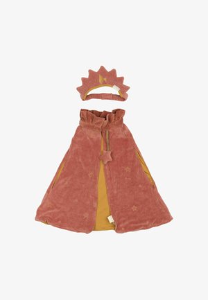 Aksomo apsiaustas dulkių rožinės spalvos su žvaigždžių raštais, su raukšlėtu apykaklė ir geltonu pamušalu. Pridedamas suderintas rožinės spalvos karūnos galvos juostos.