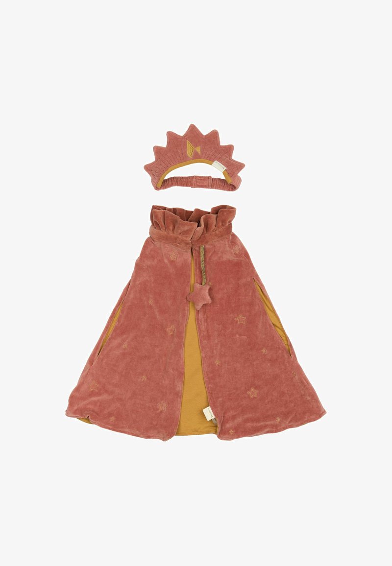 Cappa in velluto rosa polveroso con motivi a stella, dotata di un colletto arricciato e fodera gialla. Include una fascia per capelli con corona abbinata in rosa.