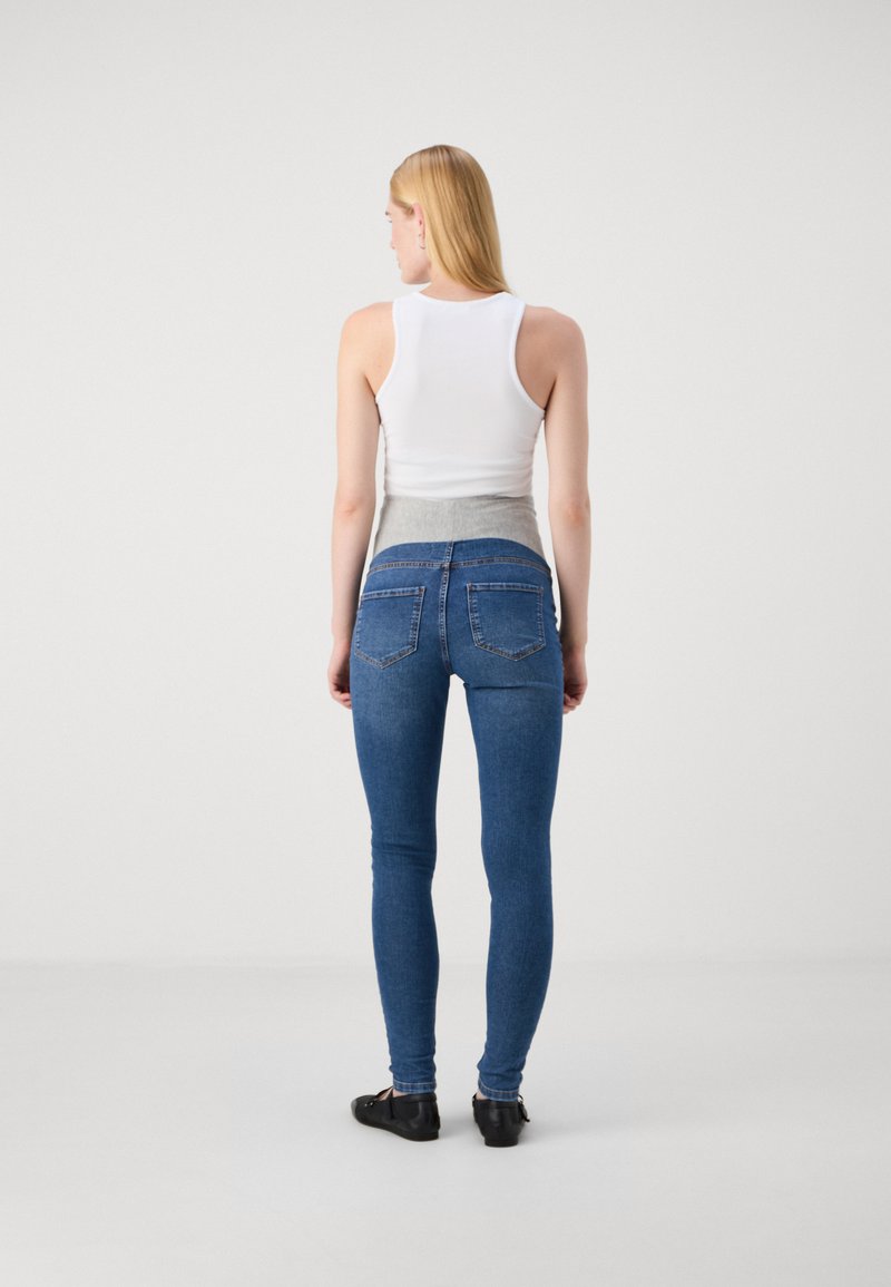 MAMALICIOUS OLIVIA REGULAR ANKLE - Straight leg jeans - light blue denim/lichtblauw denim