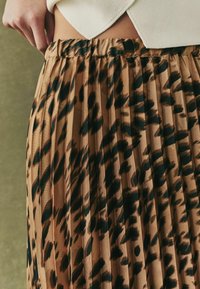 Next REGULAR FIT - Jupe trapèze - leopard print