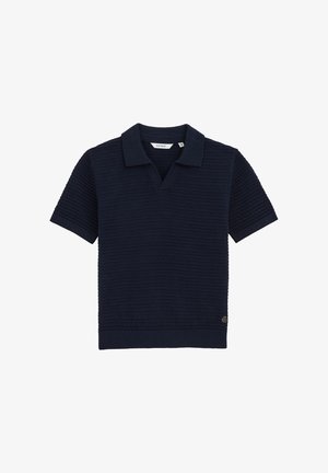 Tamsiai mėlyna trumpa polo marškinėliai su reljefine tekstūra ir V formos iškirpte. Papuošti mažu logotipo akcentu apatinėje pusėje.