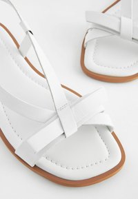 Next FOREVER COMFORT BOW - Sandali - white