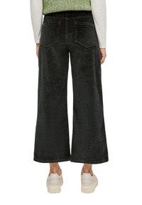 s.Oliver CULOTTE IN QUALITÄT - Broek - olivgrün