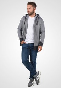 Solid SDRafko - Majica s kapuljačom i patentnim zatvaračem - dark grey melange