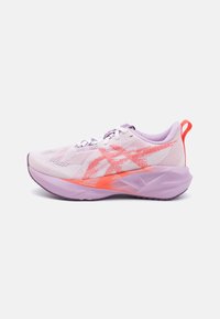 NOVABLAST 5 - Laufschuh Straße - white/coral reef