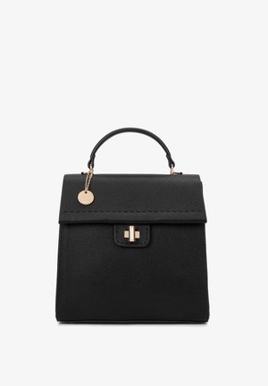 Borsa a mano in pelle nera con una forma strutturata, dotata di manico superiore, accessori in tonalità oro e chiusura a scatto. Texture liscia con dettagli di cucitura.