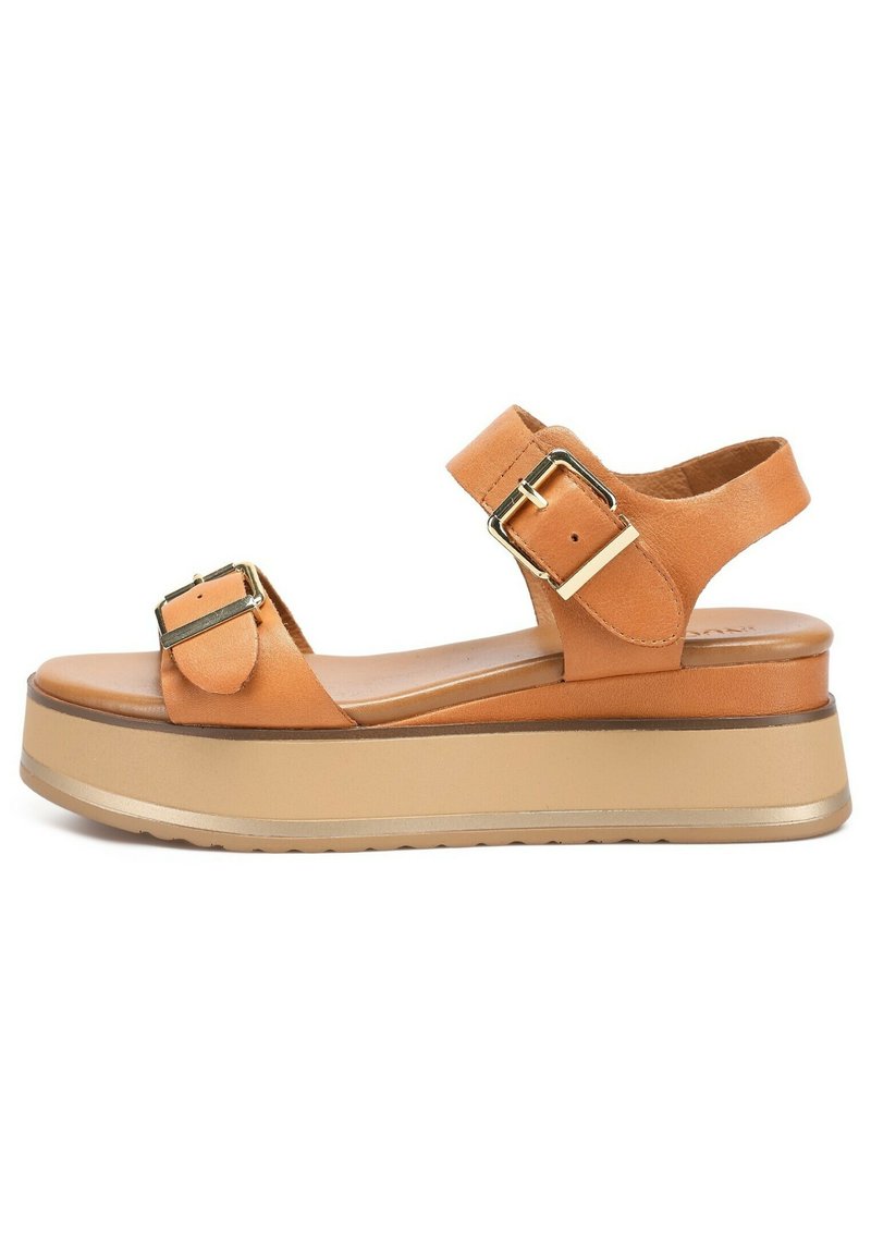 Inuovo Sandalen met sleehak okergeel Inuovo Sandalen met sleehak okergeel