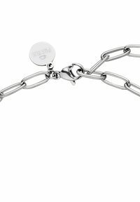 Silberne Metallkette mit verlängerten Gliedern, ausgestattet mit einem Verschluss und einem runden Anhänger, der mit "PURELE" graviert ist. Glatte Oberfläche.