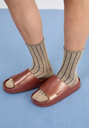 CALM - Chanclas de baño - red sepia
