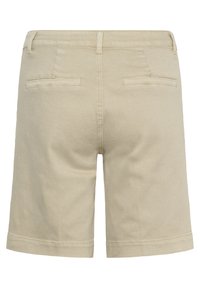 Beige High-Waist-Shorts mit Gürtelschlaufen, zwei paspelierten Gesäßtaschen und geradem Saum, Rückansicht.