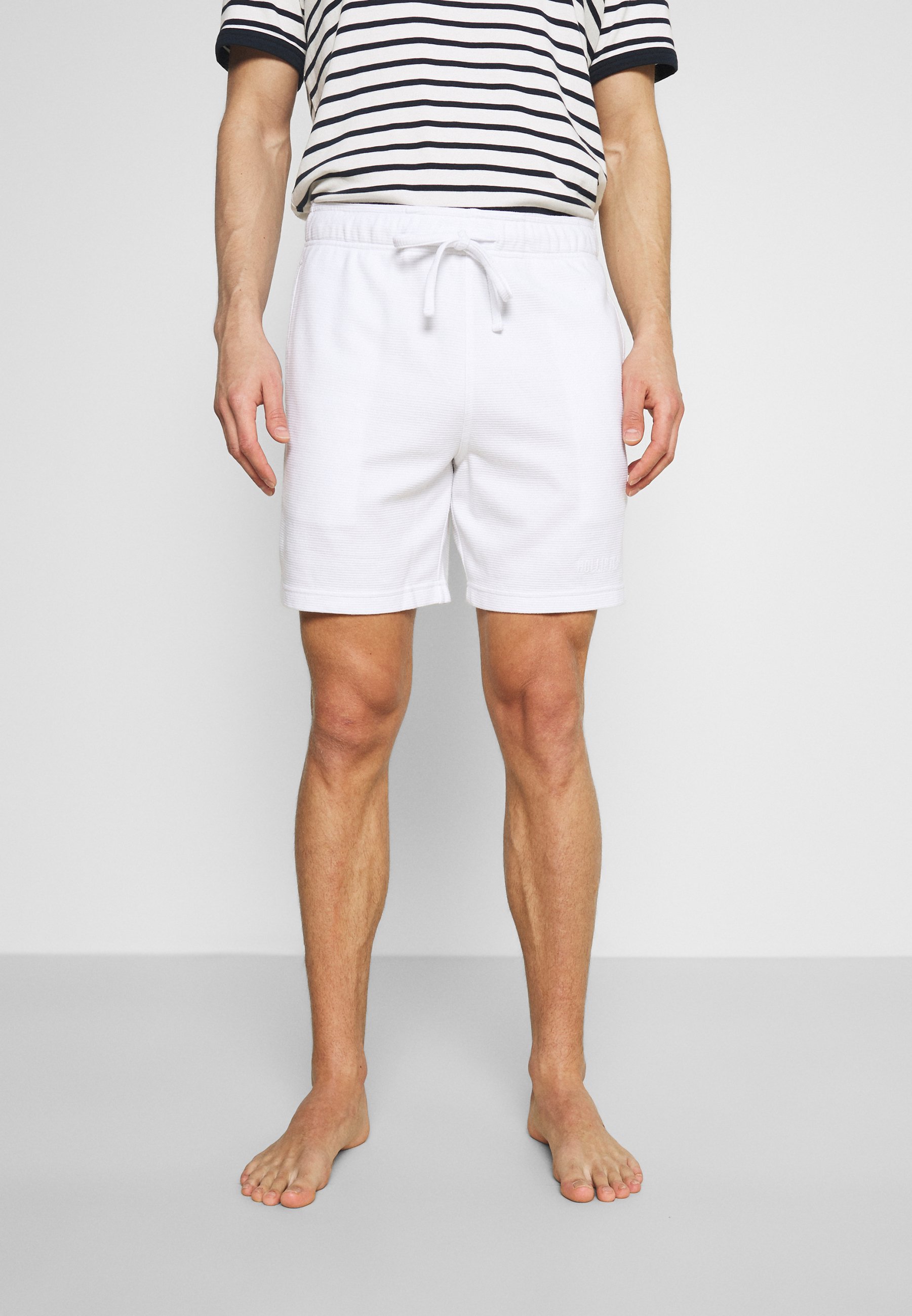 hue shorts