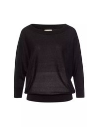 Czarny sweter o luźnym kroju, szerokim dekolcie i długich rękawach. Wykonany z miękkiego, lekko prześwitującego materiału z prążkowanym wykończeniem.